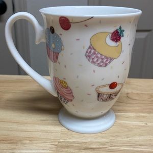 Stechcol Gracie Bone China Footed Cupcake Mug